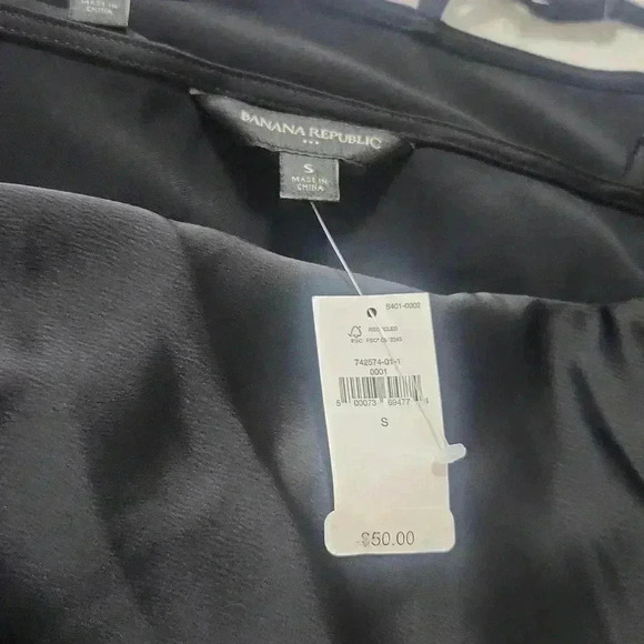 BANANA REPUBLIC SILKY COWL-NECK CAMISOLE - Picture 6 of 7